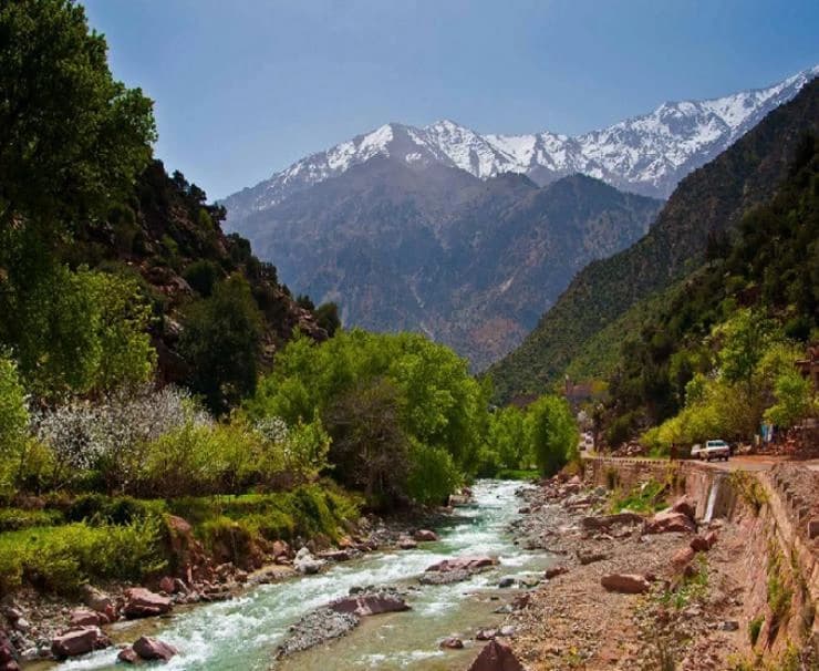 Full-Day Private Tour to 3 valleys and Atlas Mountains Trip from Marrakech