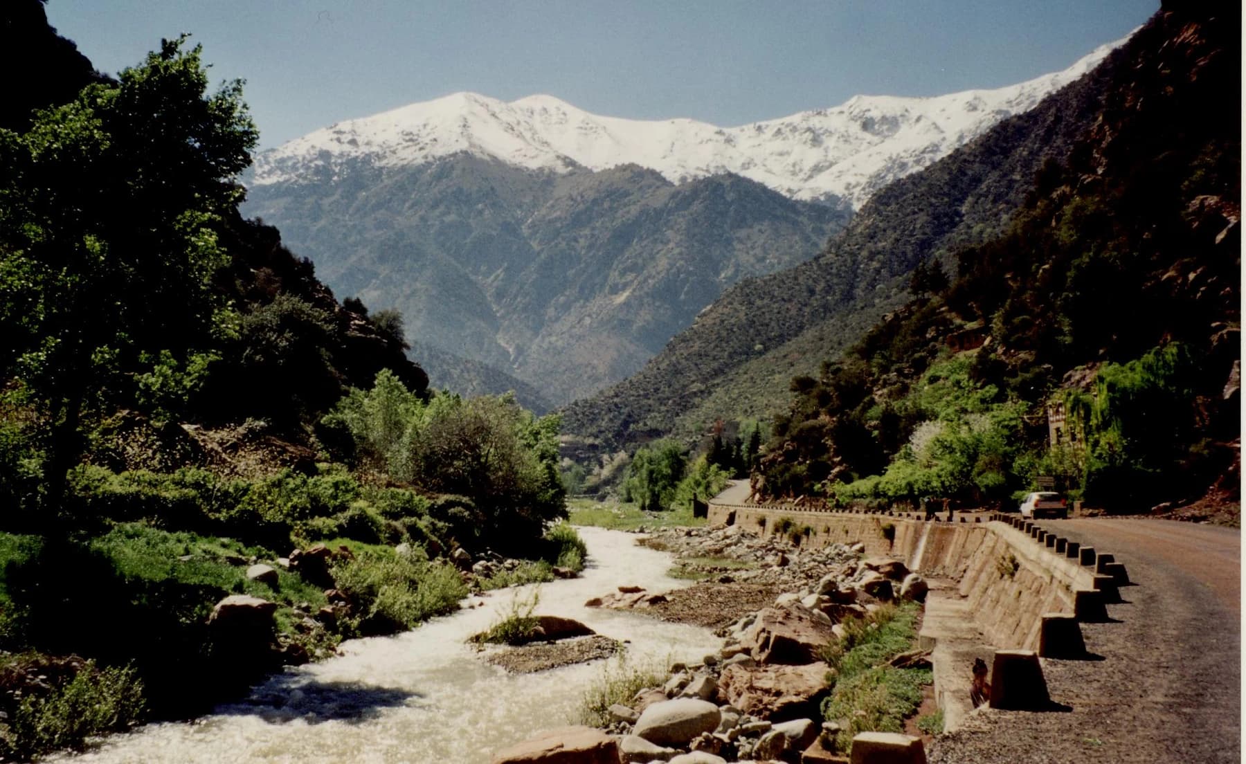 Full-Day Private Tour to 3 valleys and Atlas Mountains Trip from Marrakech